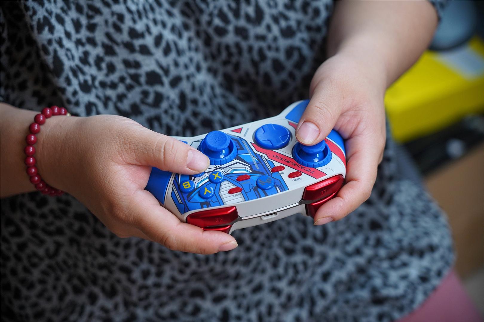 手柄|塞伯坦领袖再次降临，联合北通为游戏玩家奉上全新游戏神器！