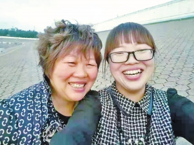 中華網河南 “我媽欠的錢，我來還！” 洛陽女孩發視頻尋債主替偏癱母親還債