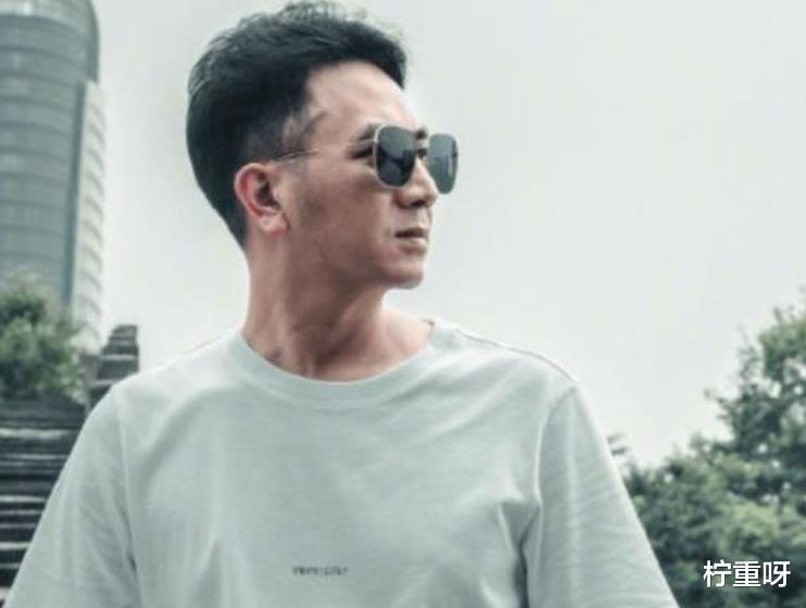 柠重呀 蓝色钱江事件反转？林生斌墓地露面状态憔悴，却寒了不少人的心