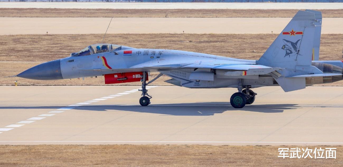 俄军|应对周边威胁，隐身舰载机的滞后，成为国产航母当前的尴尬