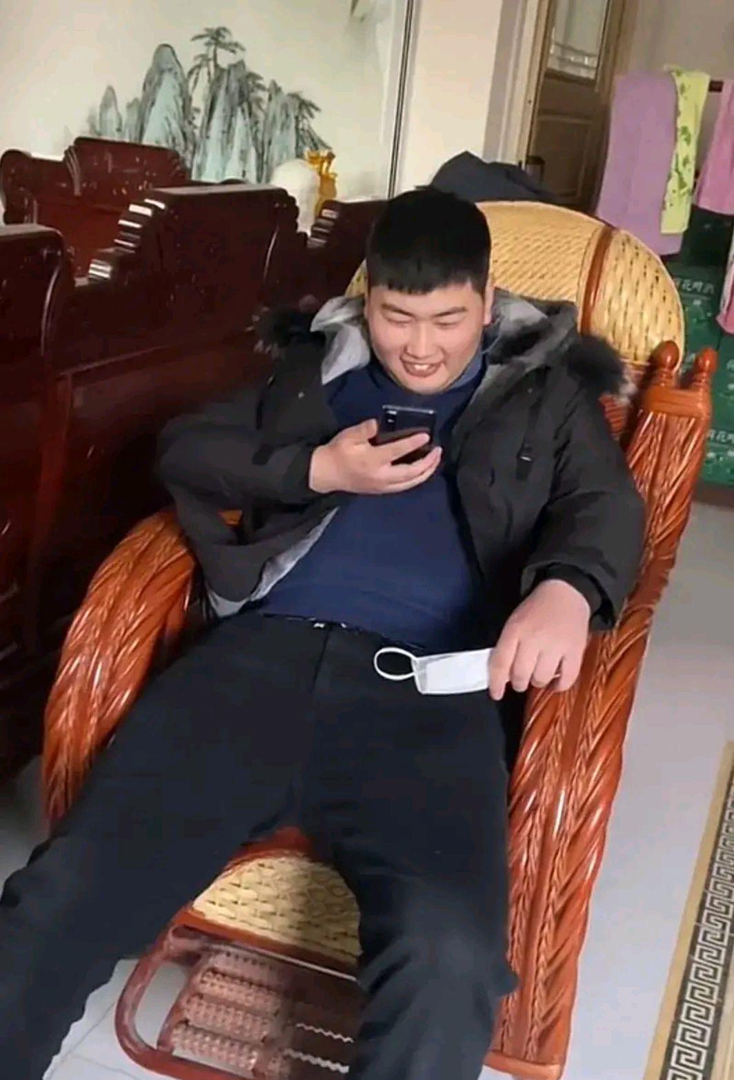 陈亚男|陈亚男短暂现身朱楼村后离开，公婆不理，爆朱单伟躲回驾校不见面