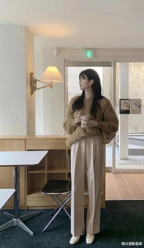 每日搭配指南 不管什么身材的女人，秋冬穿衣尽量避开这“3件”，太显廉价了！