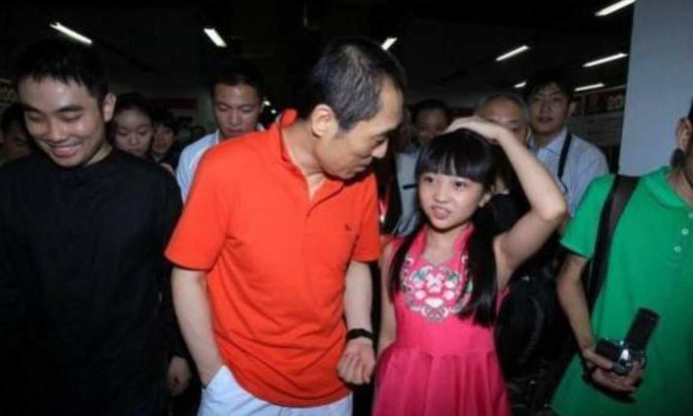 林妙可|2008年在奥运会上假唱,被母亲当成摇钱树的林妙可,如今怎么样了