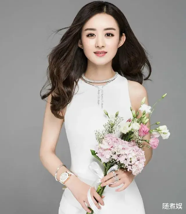 赵丽颖|宣布离婚后首现身，赵丽颖打扮低调，根本看不出来是大明星