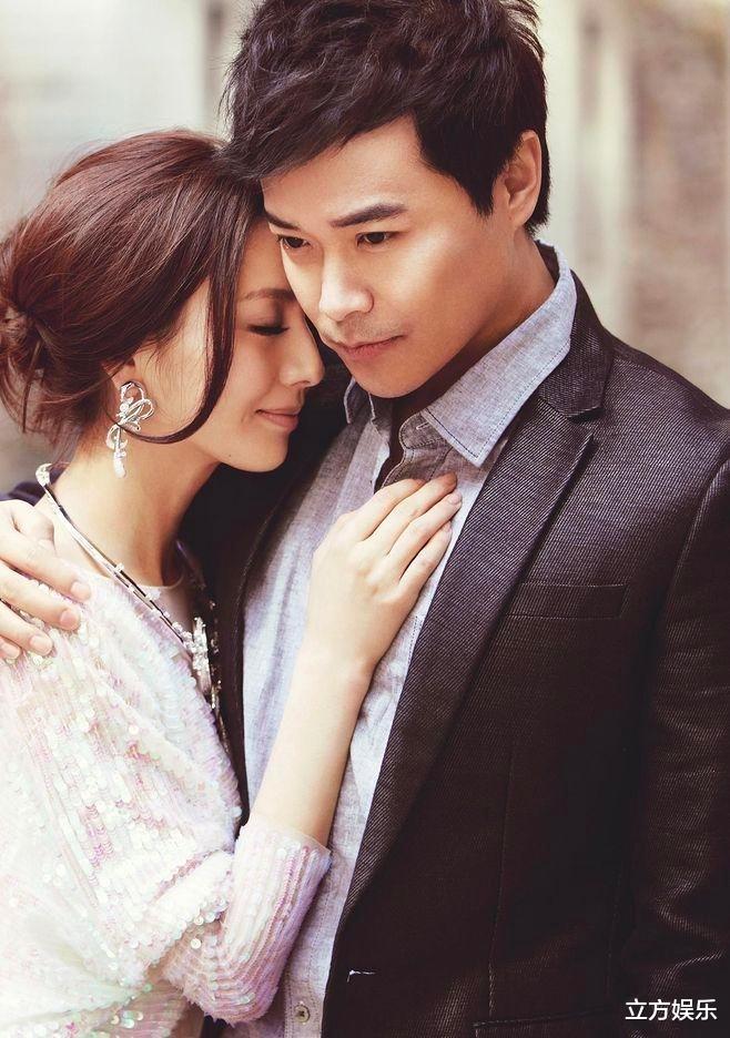 杨幂|杨幂乃真尤物耶，身穿紧身灰色长裙，侧身凹凸曲线迷倒众人