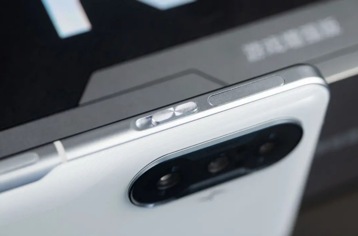 红米手机|天玑1200+120Hz，这款旗舰一机难求终于现货供应，价格跌至1899起