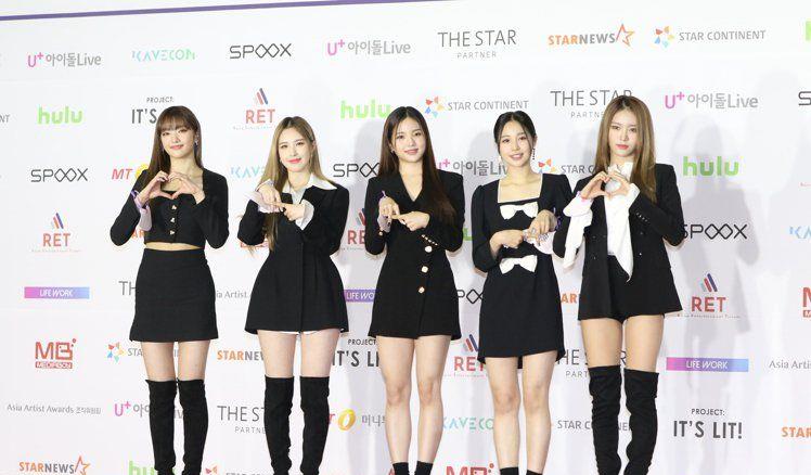 宋智孝|宋智孝顶极短发走AAA红毯帅爆！韩韶禧辣翻、文佳煐再现女神降临