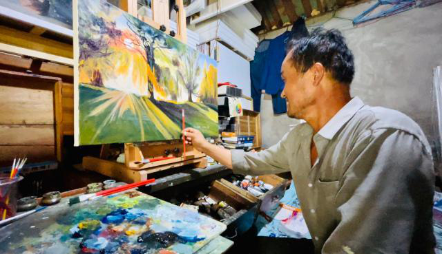 树艺蛙APP|普通人的艺术梦，收废品18年，蜗居创作1000幅画作。