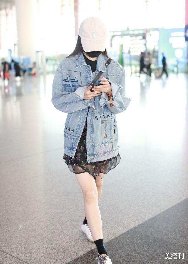 美搭刊|刘浩存真厉害,奶奶辈碎花裙硬是穿出了少女感,网友:年轻是资本