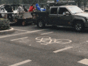 彩礼 谁能救我爸就嫁给谁，先给彩礼40万我就呵呵了，网友：就怕慢慢还