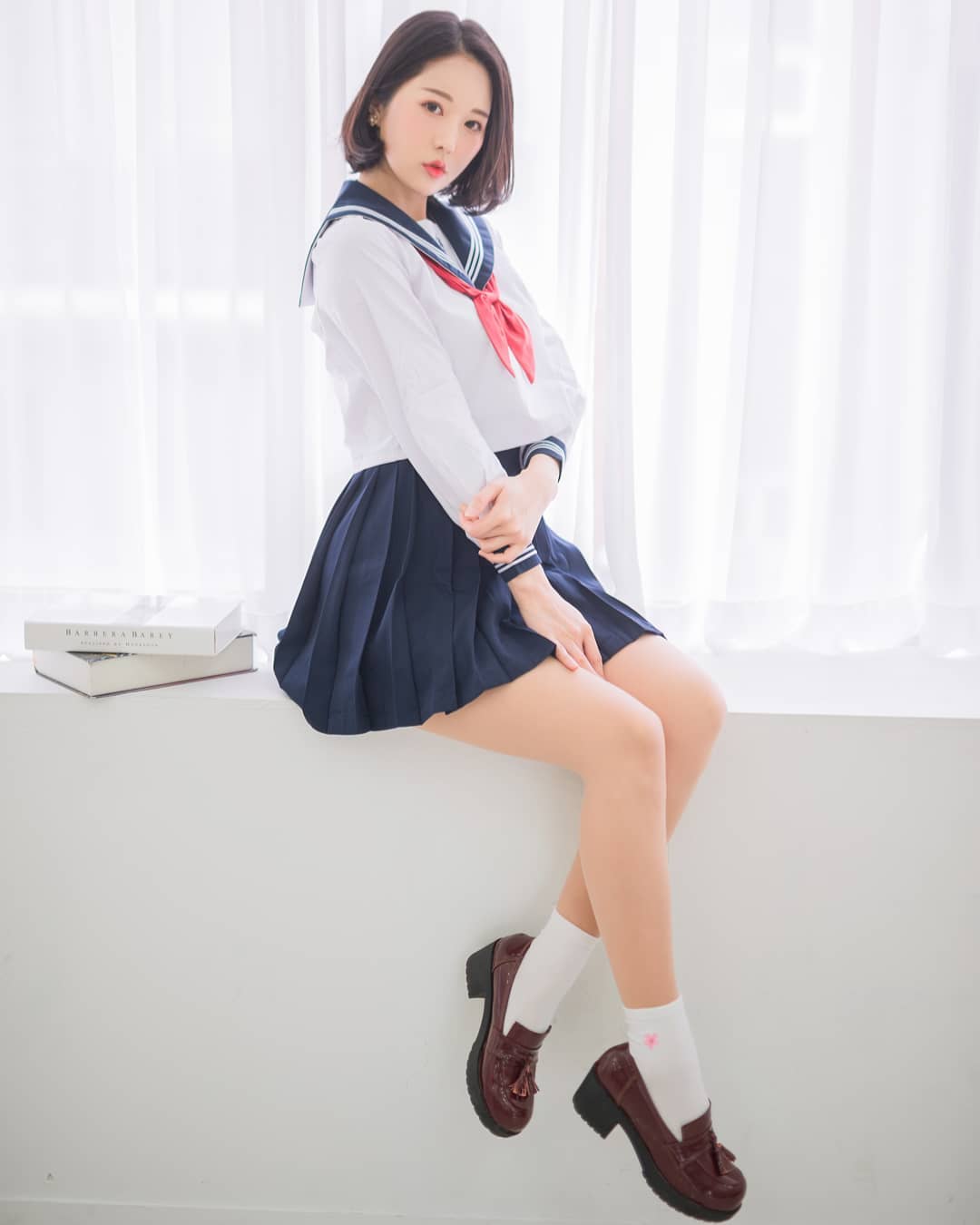 制服|清纯制服美女，短发可爱制服也可爱