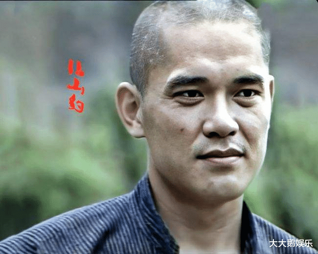 杨洋|申军谊：除夕夜离婚后跟贾妮同居，被女儿恨20年，64岁单身一人