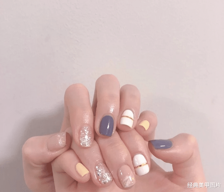 美甲|2021春日显白美甲图鉴，该给你的指甲换新衣服啦！