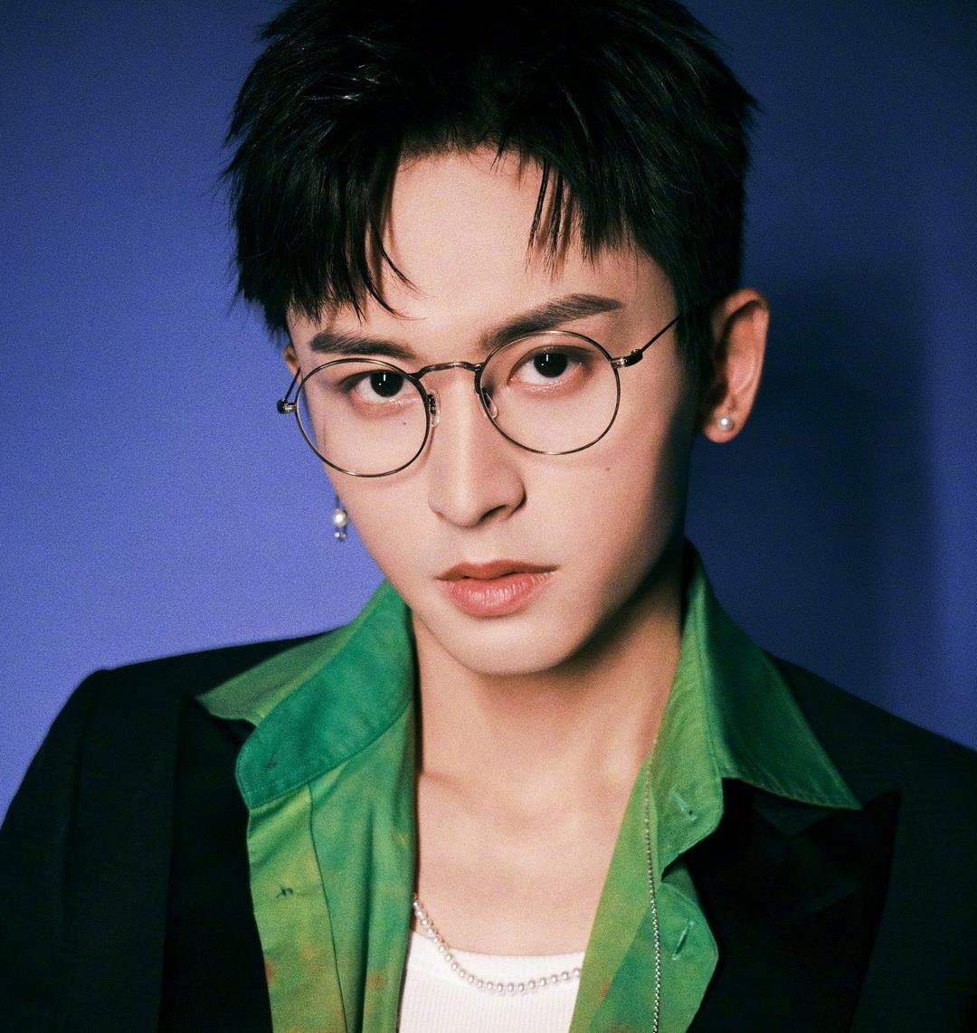 盖茨比|吴亦凡被拘，霍尊退圈，张哲瀚遭封杀，刘德华被起诉并非晚节不保