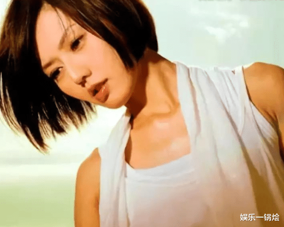 孙燕姿|孙燕姿“免费”线上演唱会,16分钟点赞过亿,中途声音就已嘶哑