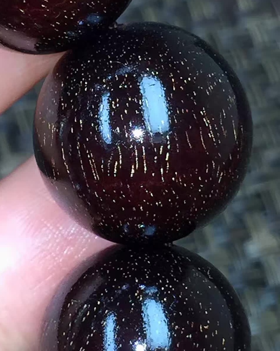 小叶紫檀|「一物一品·第142期」百毒不侵的小叶紫檀