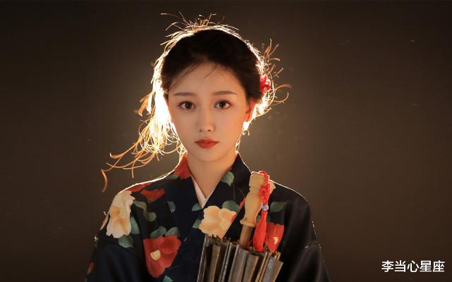 李当心星座 表情“可爱”的4种生肖女，长相并不出众，但依然能让人心动