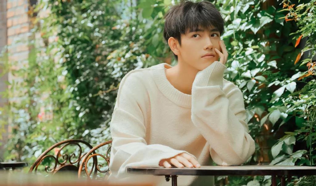 贾玲|谭松韵没资源？沙溢辟谣出轨？贾玲对公司员工好？陈飞宇状态？