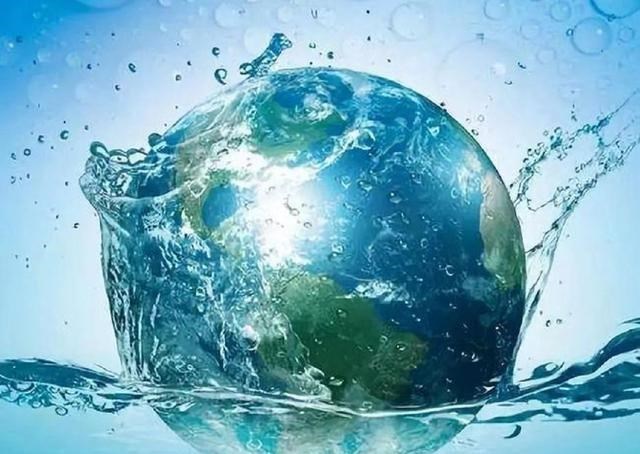 彗星|水在地球上44亿年都不会过期，为何装入瓶子中很快就过期？