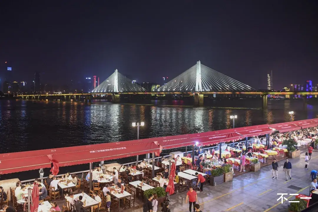 不二一 長沙會成為一座「超級迪士尼」嗎？