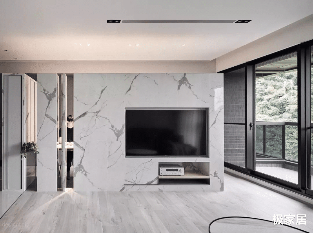 电视背景墙常见的误区，会影响整个家居装修，你家中招了吗？