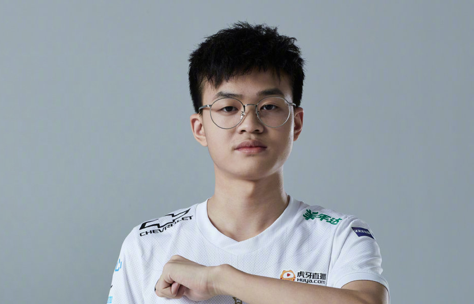 xun|Creme、Xun领衔！盘点2022赛季值得期待的新人们