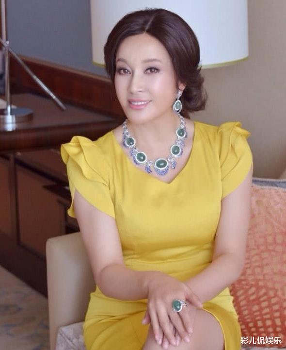 舒畅|女神也尴尬:她们“现代美如画,古装成路人”,阿娇舒畅榜上有名