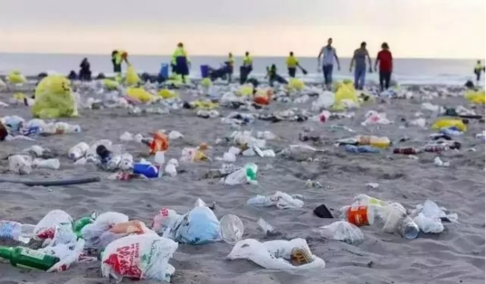 塑料微粒 霍金预言被验证为真？人体出现本不该出现的东西，人类将何去何从