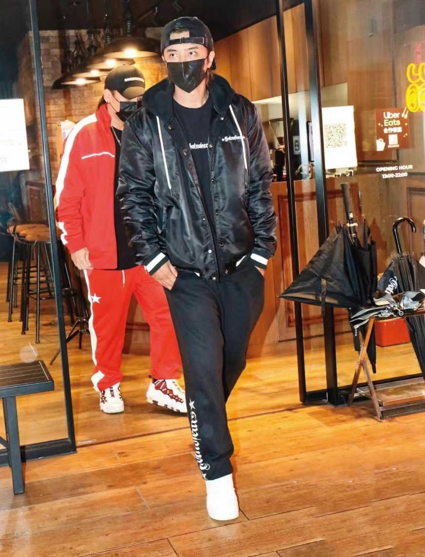 罗志祥|罗志祥巡店被拍，台媒追问王力宏事件，他反应冷漠避而不答