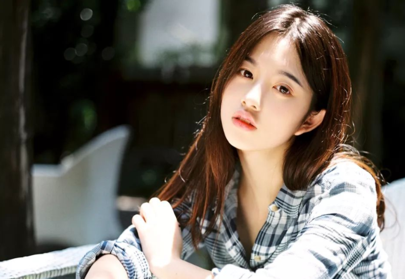 护士|男生喜欢的女友职业排行，公务员仅排第2，榜首自带主角光环