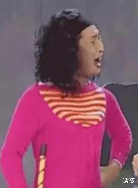 陈伟霆|杨幂首登顶级男刊，封面照赘肉明显，背部壮实，体态问题要重视啊