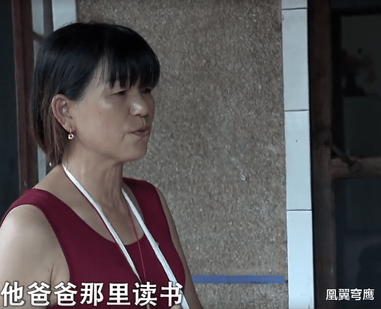 凰翼穹鹰|我带球跑15年后前男友终于找到我,他将孩子带回去养了一年又送回来,说以后跟这孩子没关系