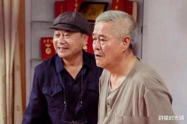 春晚|“万年老二”范伟，离开春晚进阶演艺，当年铁三角他是最大赢家？