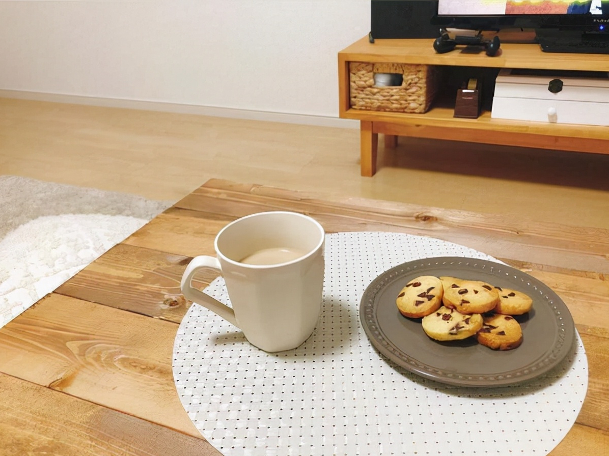 一个人的断舍离！日本女生27平“极简”小屋，看完治愈很多人