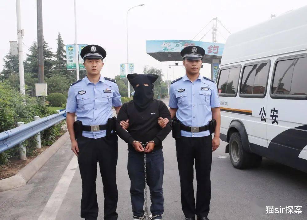 怀疑妻子出轨将其砍杀后逃亡19年,被抓时已成老板并获岳母谅解,陕西该男子结果如何?