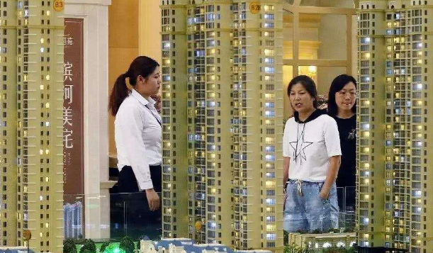 房价|房价“限跌”，降价受限，压倒房企的最后一根稻草出现