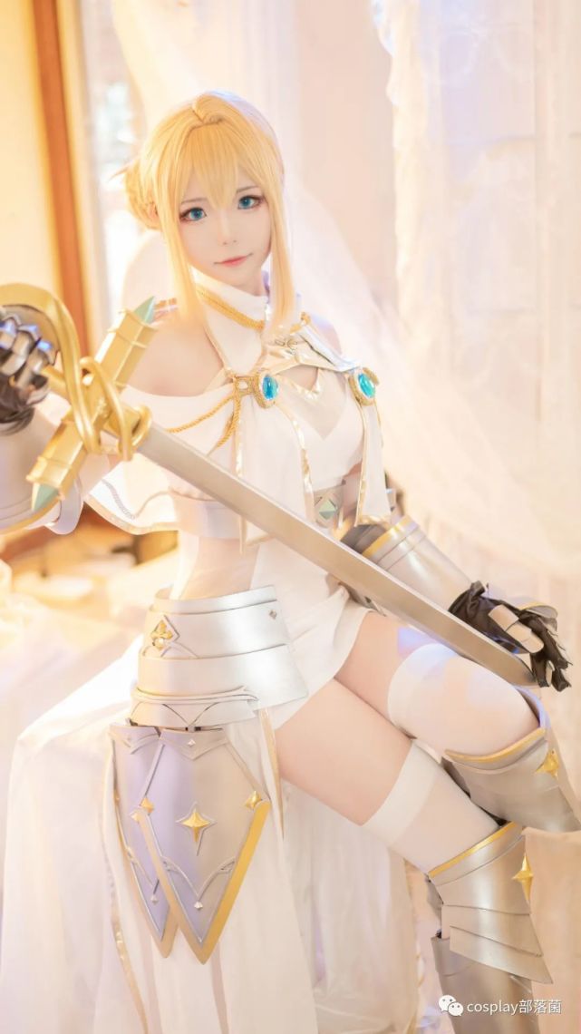 龙珠|cos：碧蓝航线贞德cos正片@凌乱