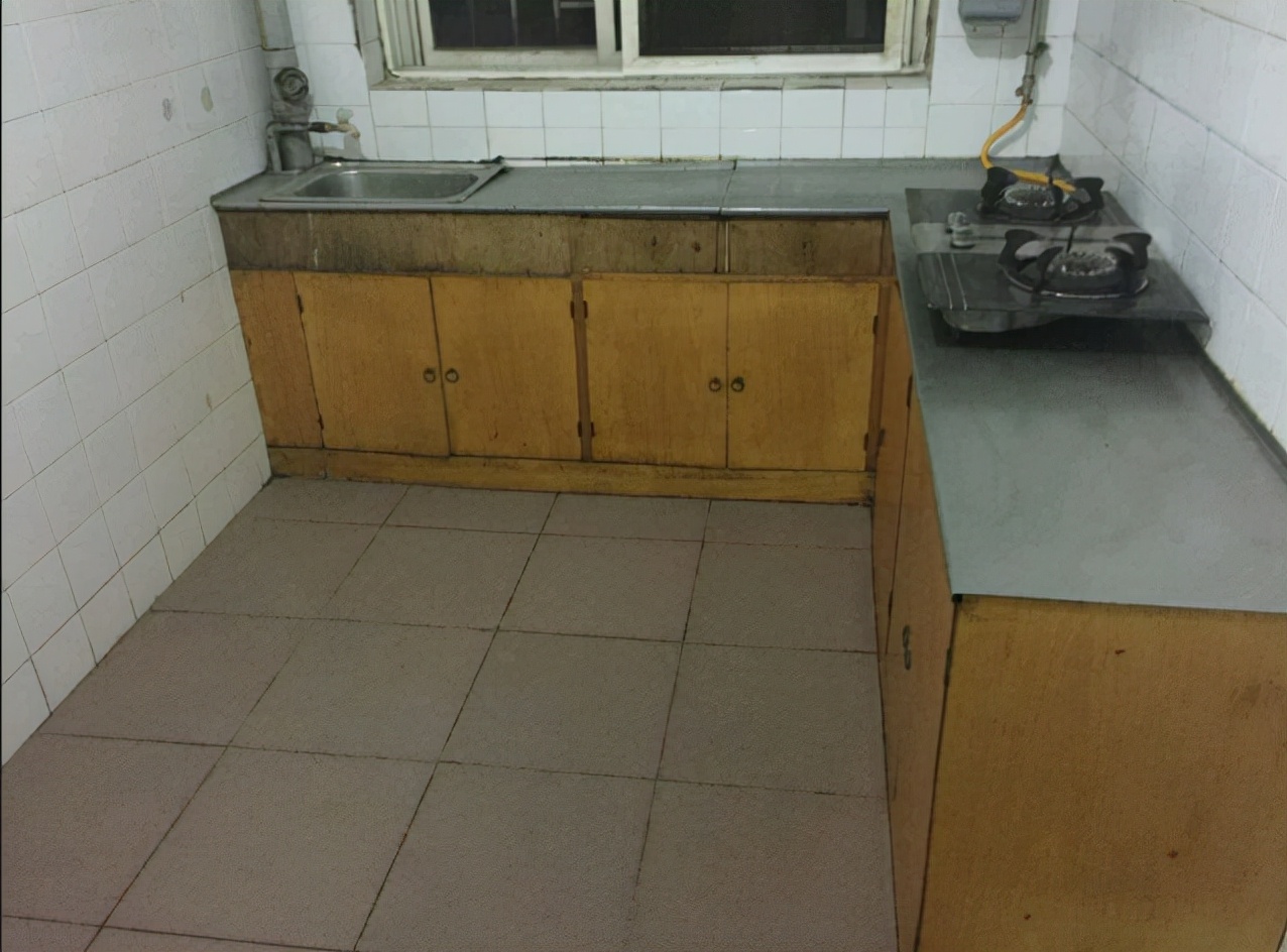 上海买的二手房,自己装修后,朋友纷纷称赞卧室做得好