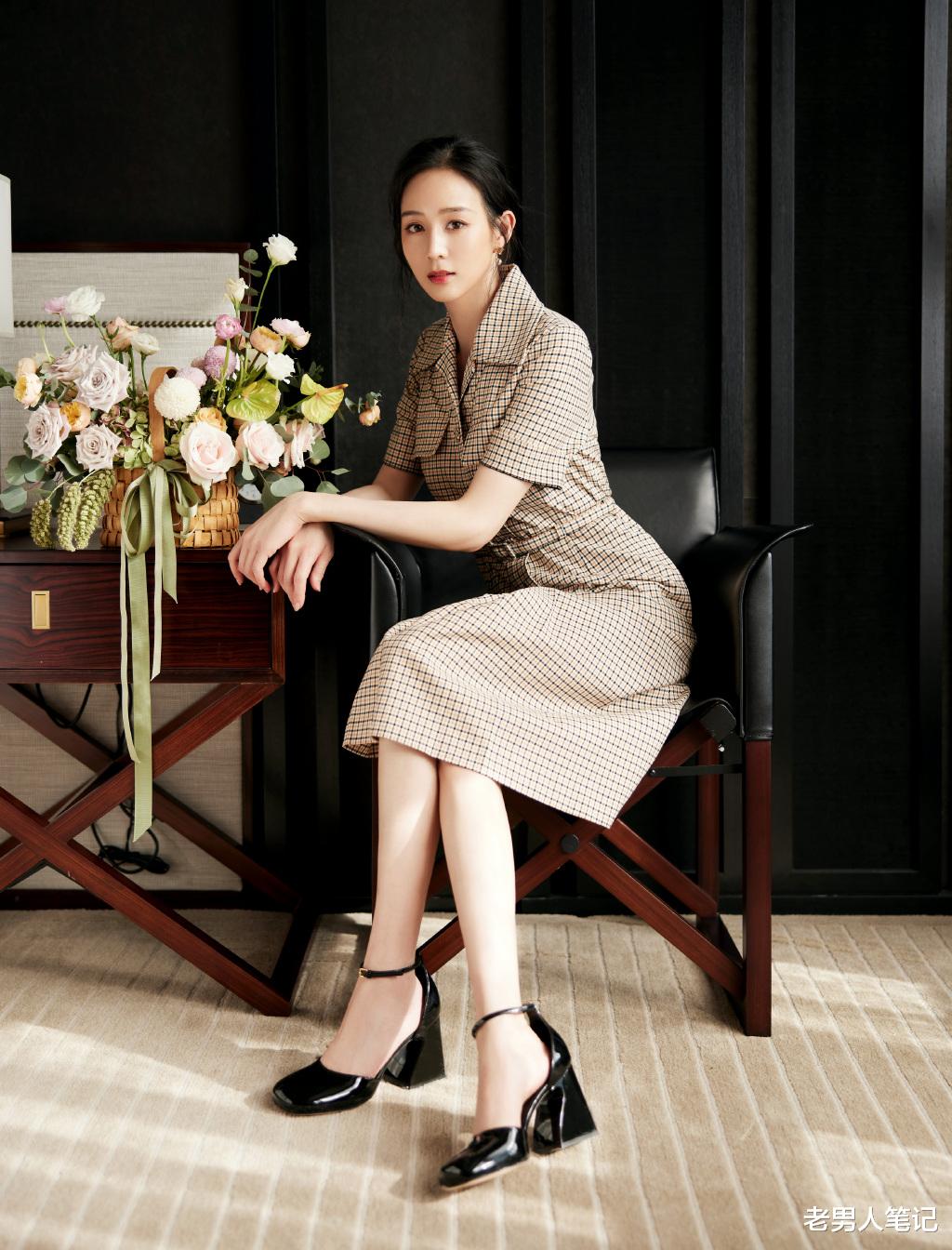 张钧甯|难怪张钧甯身材如此优越，看她穿礼服做拉伸轻松自如，你就懂了