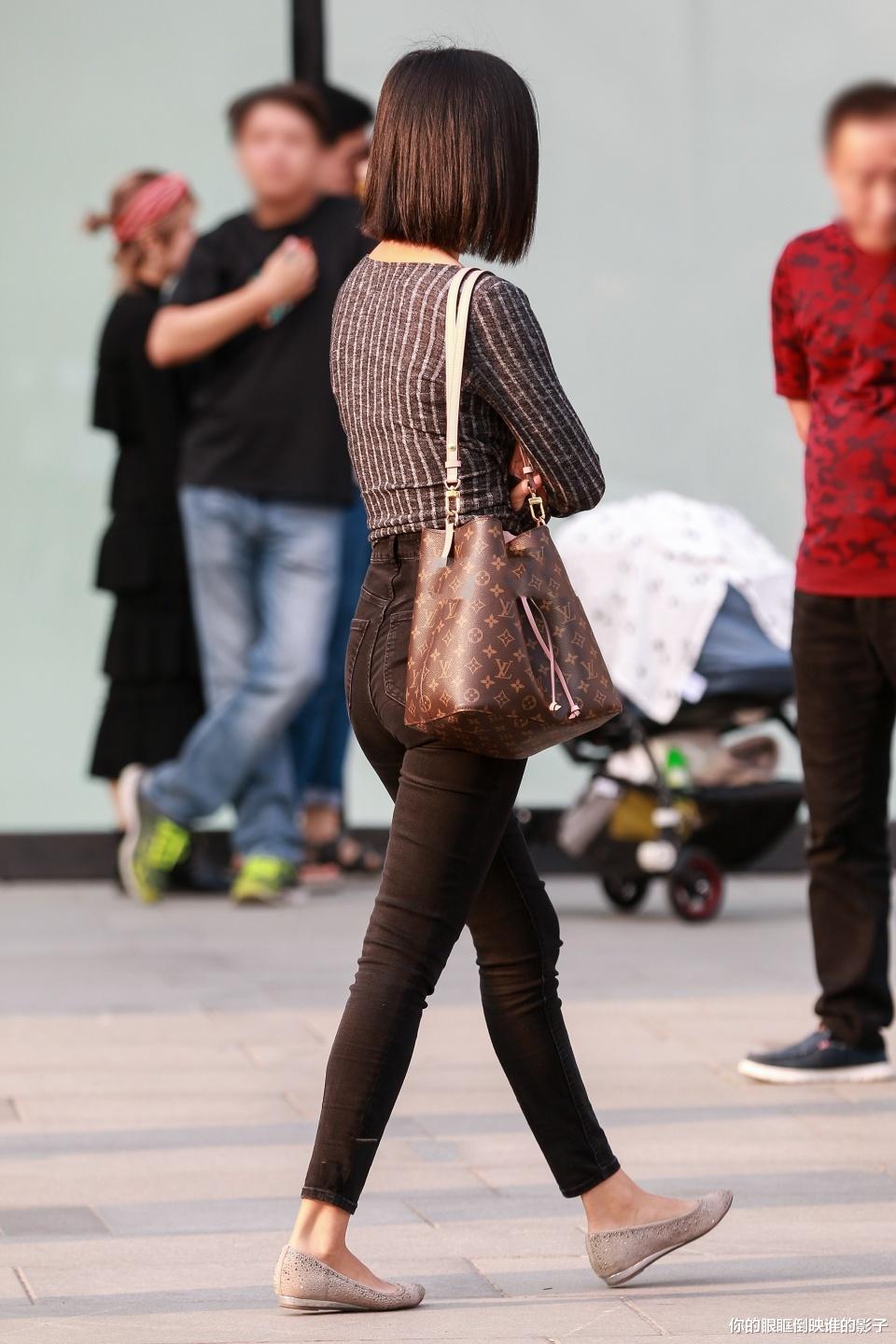 穿衣搭配|身材太好了， 真是爱了，女神真有魅力，清新装扮轻松自然