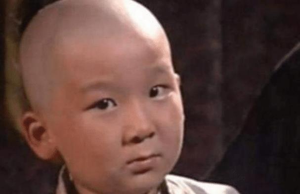 明星|7岁出道，14岁就红遍内地，如今29岁因长相而没戏拍！丑到发福没见过