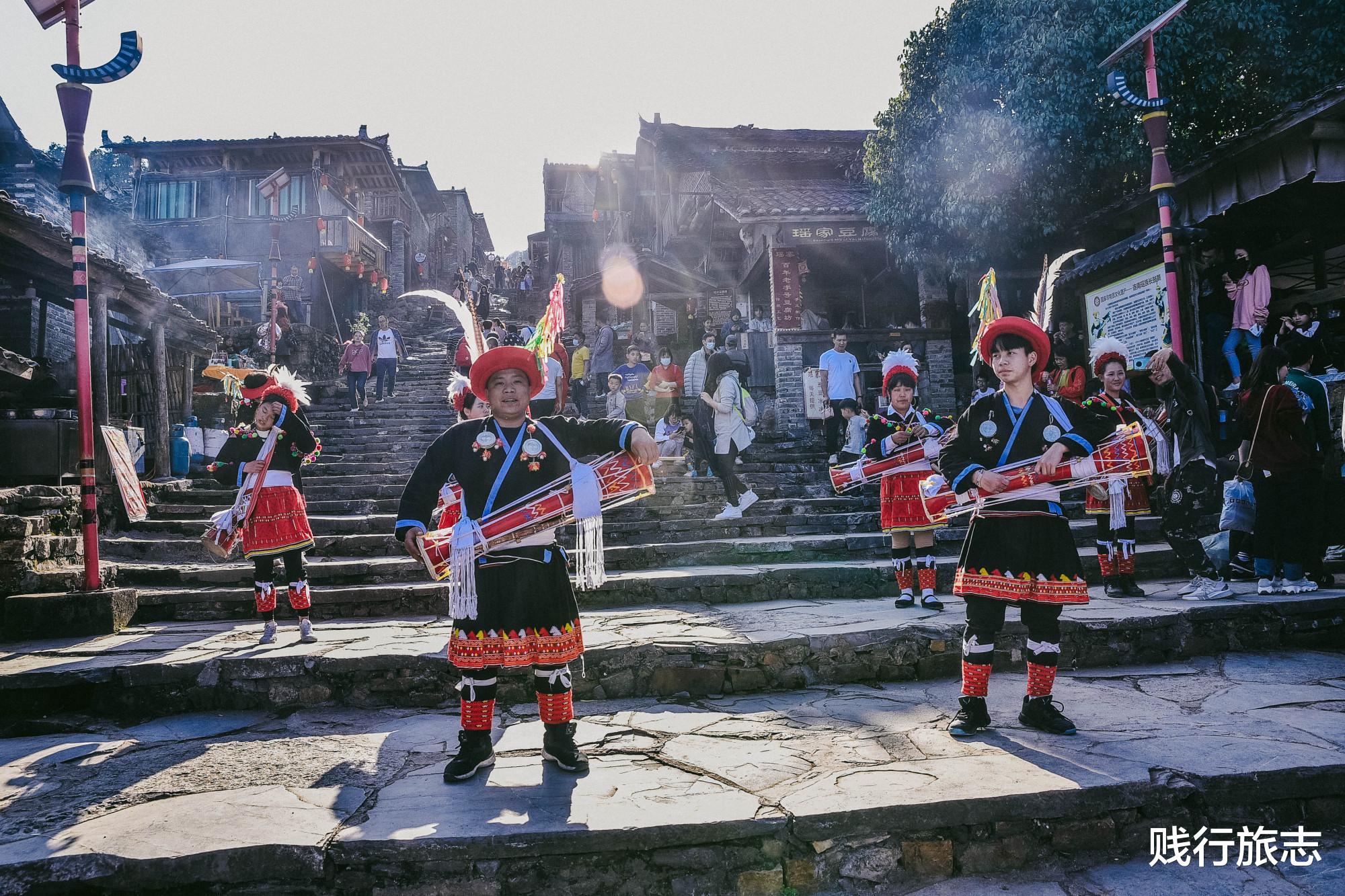贱行旅志 广东最大的地级市，相当于17个香港，拥有中国最长寿的少数民族