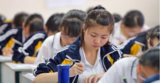 一更育儿|高中生天赋不高，凭努力能不能考上985大学？听听班主任怎么说