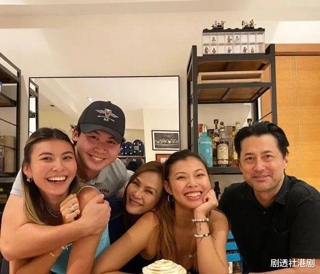 王敏德|恭喜！56岁王敏德宣布大女儿将与女朋友结婚，不介意两人一起怀孕