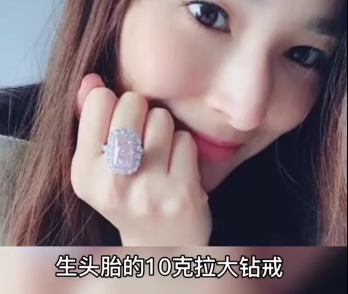 刘敏涛|生二胎奖3亿豪宅，三胎直接40亿现金，只生不婚的阔值当不？