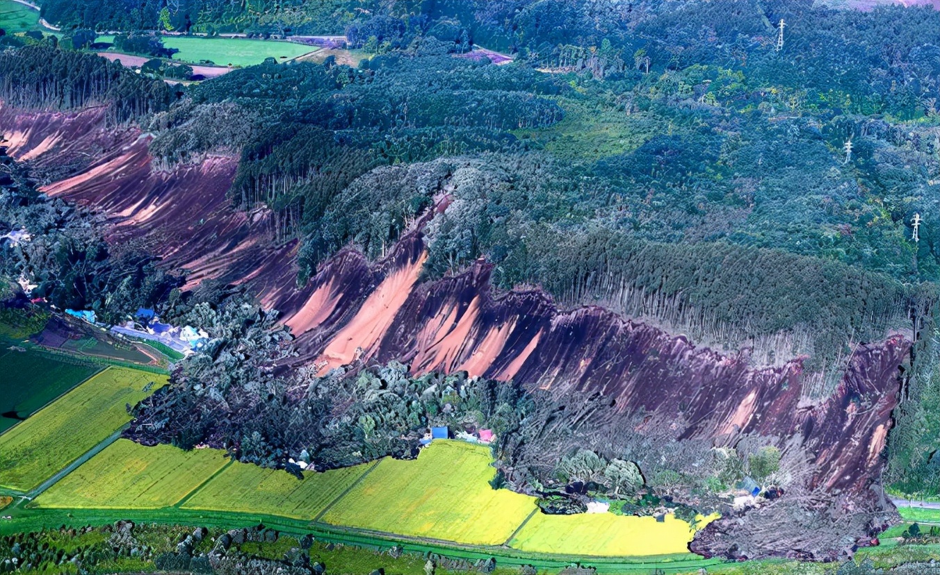 火山|25张照片告诉你自然灾害的威力，人类太渺小了...