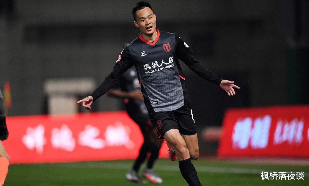 武磊|中甲武磊再度满血！强势打进赛季第5球，徐根宝没看错他！