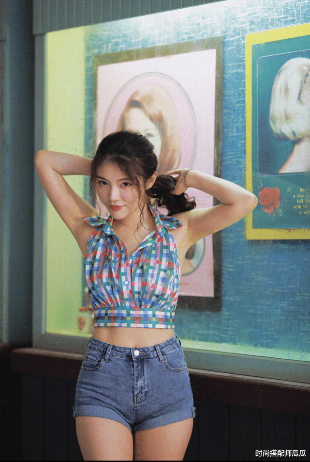 徐冬冬|?徐冬冬裙子也太“挤”了吧？撑成这样仍晒出来，身材好真任性