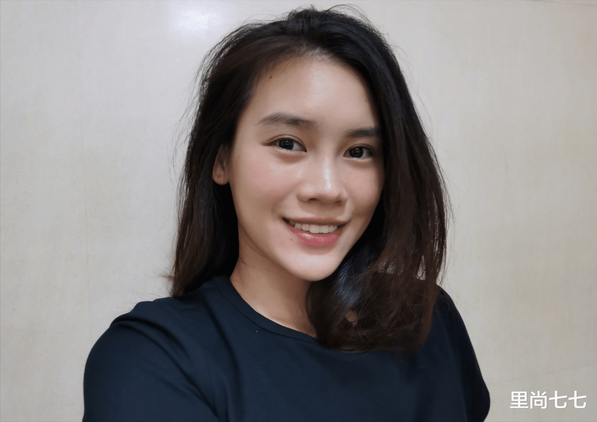 里尚七七|朱雪莹刘灵玲霸气包揽金银牌，穿金凤旗袍闪耀全场，东方美惹瞩目