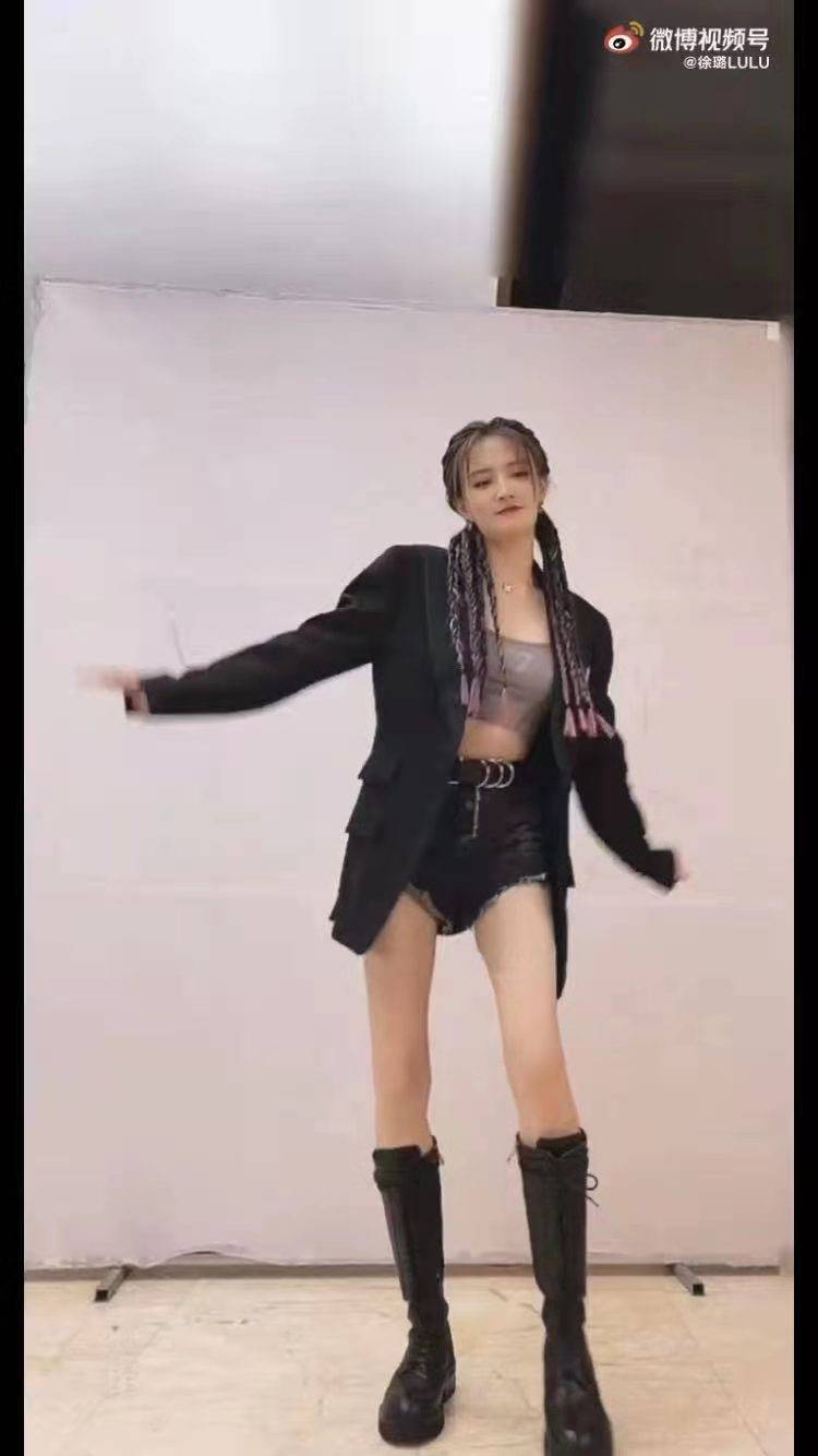 徐璐|徐璐和张铭恩分手后“频频身材好”出圈 张铭恩被嘲发胖抬头纹重形反差